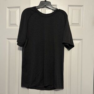 Men’s Lululemon Shirt